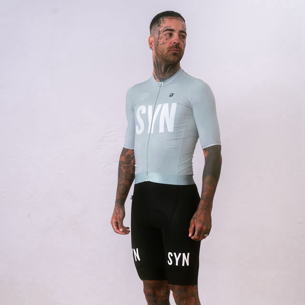 Jersey de ciclismo de manga co - Cycling Gear Brands reseña y precio